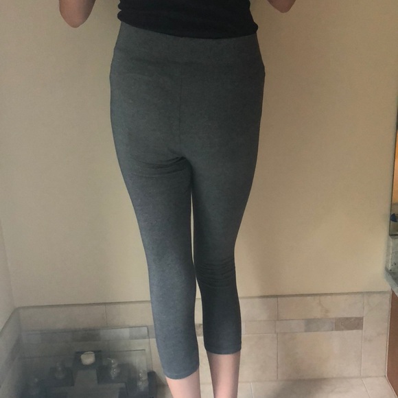 Gray active leggings - Picture 2 of 2